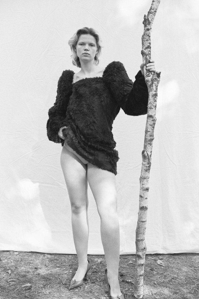 (RE)MODEL — Photography 6